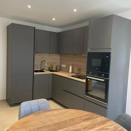 La Brise Du Brusc Apartment *